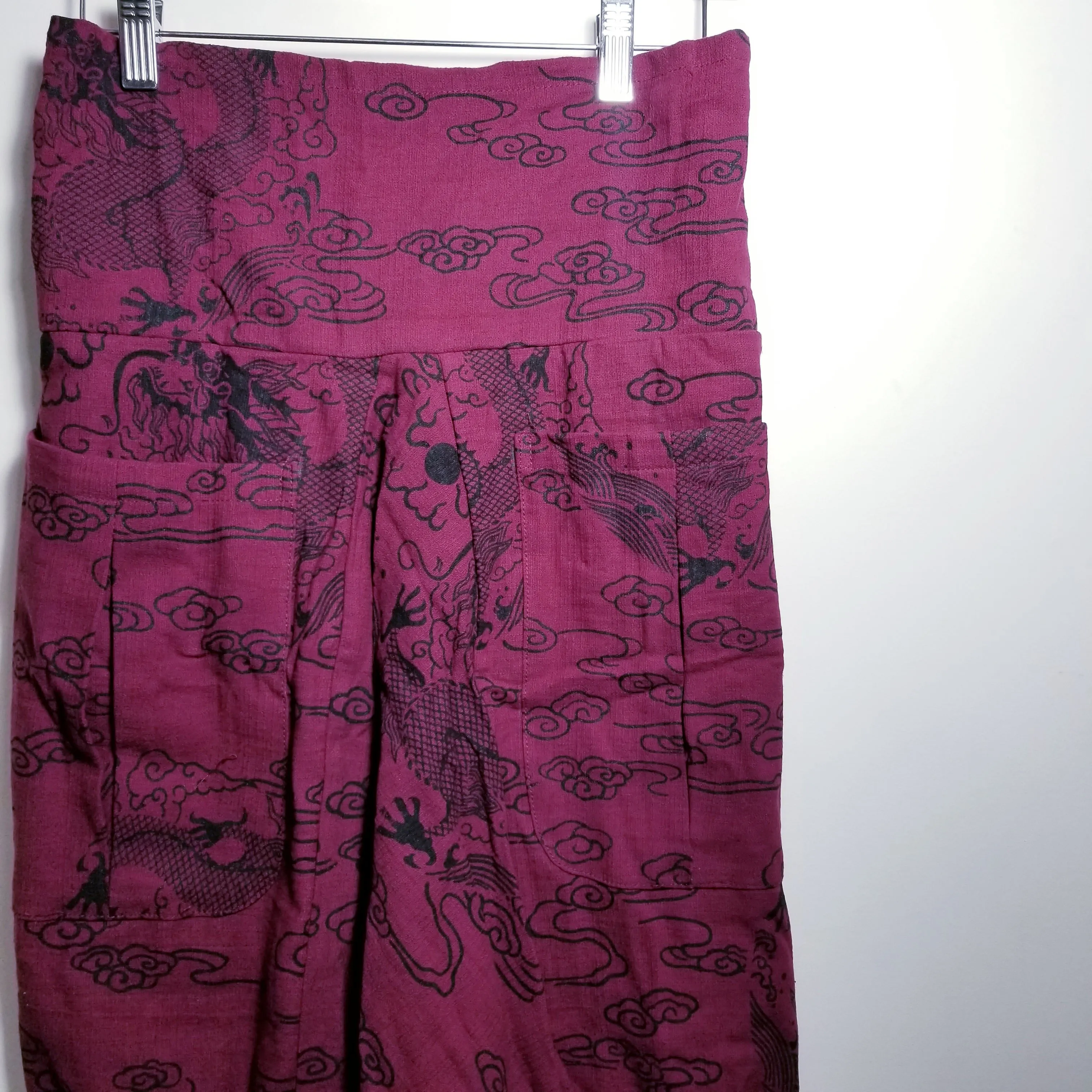 2020 Mahogany Red Dragon

Ninja Pants