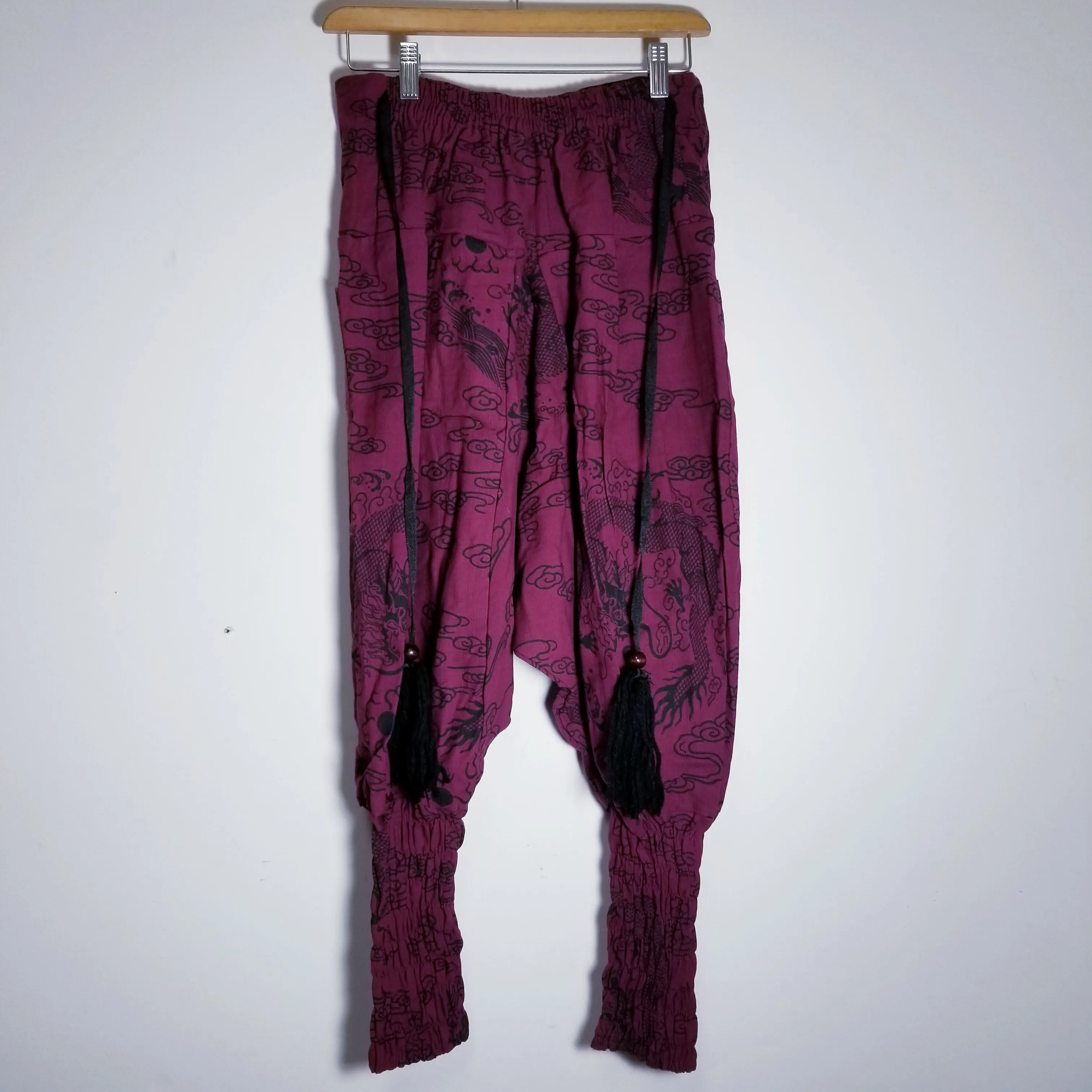 2020 Mahogany Red Dragon

Ninja Pants